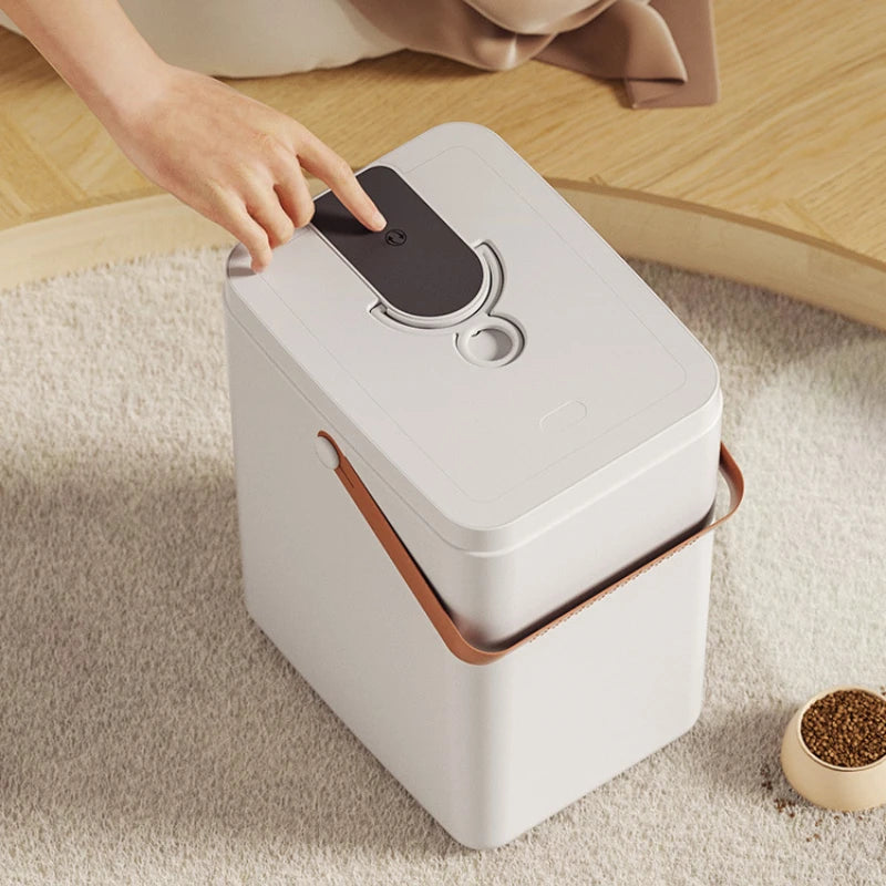 Smart Vacuum Kibble Storage